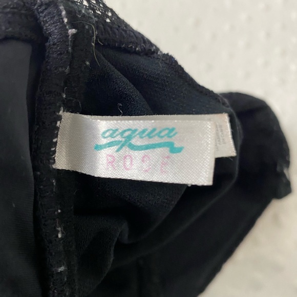 Aqua Rose Swimsuit (Medium) - Picture 6 of 9